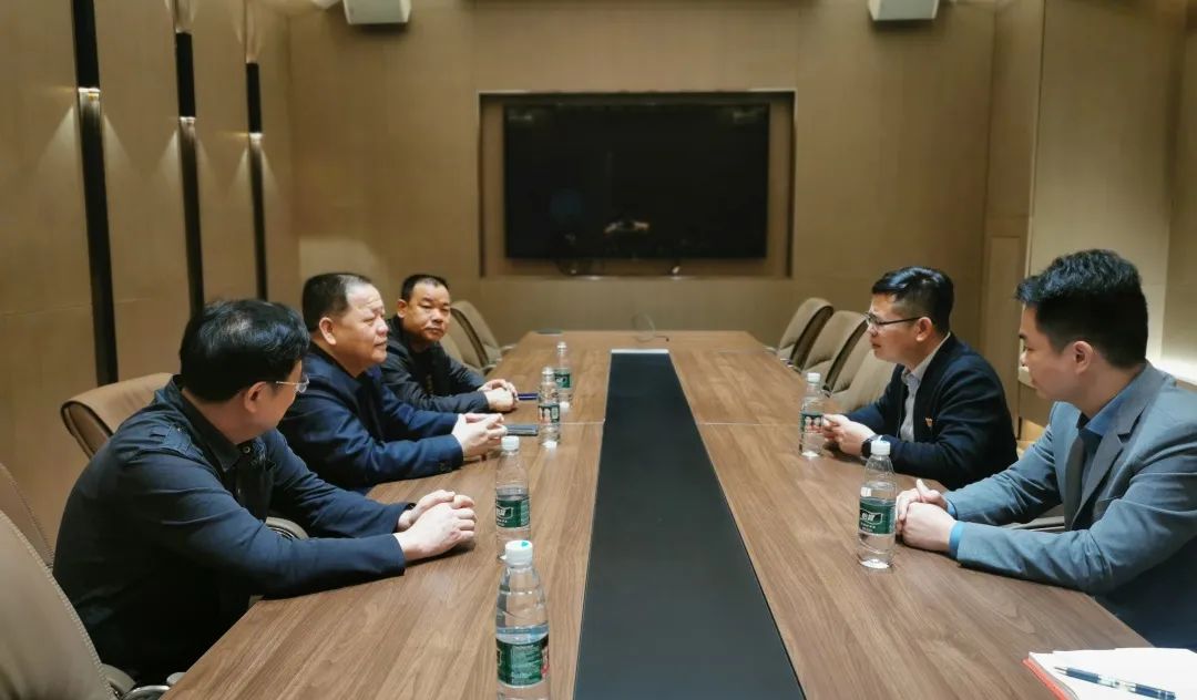 中庭黨建 | 南寧市工商聯(lián)牽線搭橋，集團(tuán)與南寧茂名商會兩新黨組織聯(lián)姻